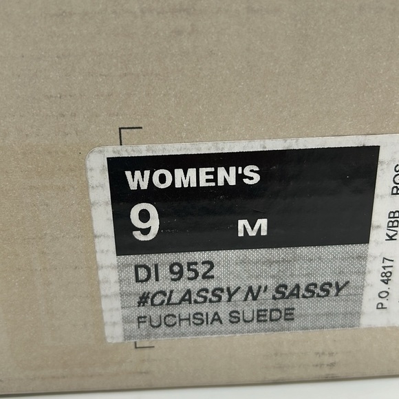 854- Dingo Suede Ankle Women's Boots Size 9 M NWT - Picture 10 of 10